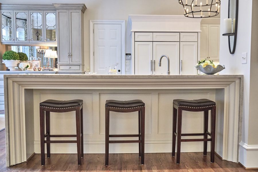 river retreat kitchen peninsula full shot